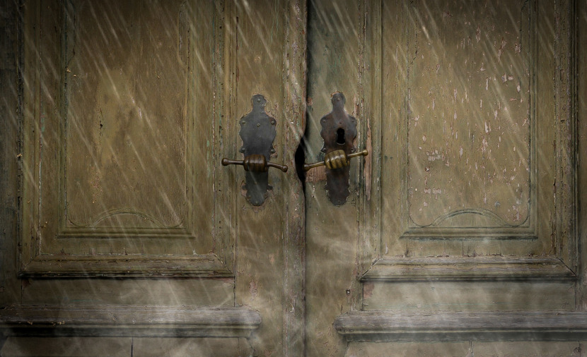 Følg<br> Skyggernes Spor