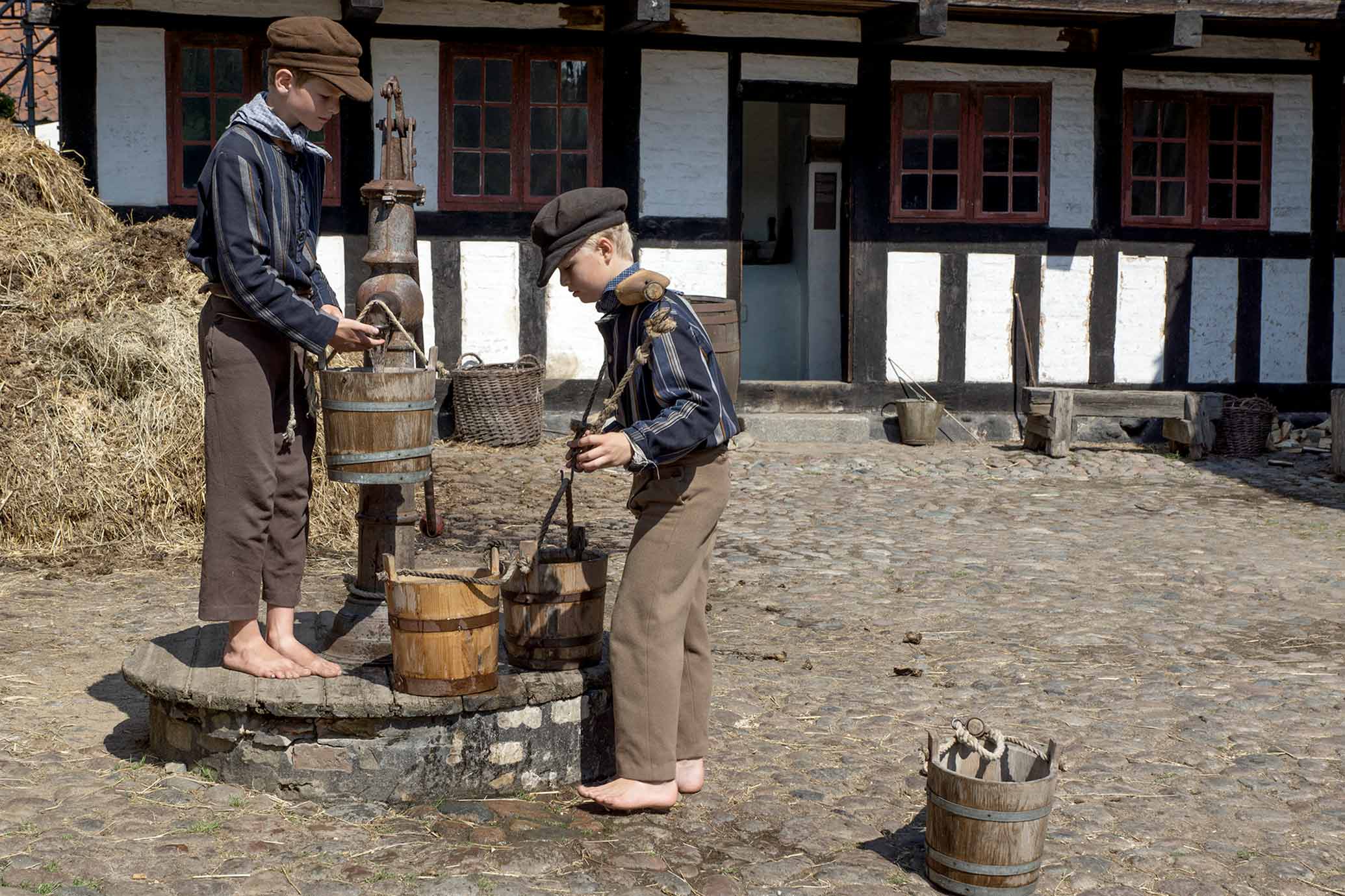 lindre Tilslutte Skifte tøj En dag som børn i 1864